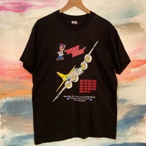 🔥VINTAGE🔥Fruit of The Loom 100% Cotton B-17G Single Stitch T-shirt.